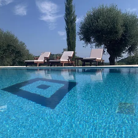 Apartament Pandora *