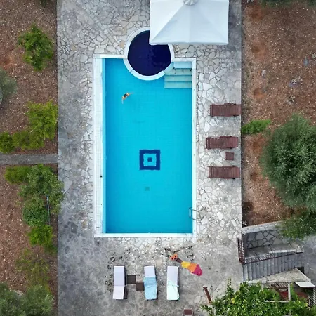 Pandora Apartmán Ithaka