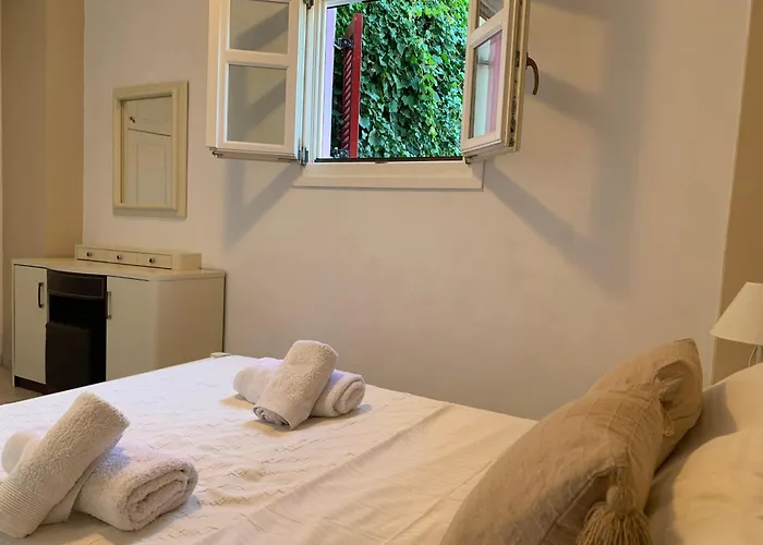 Pandora * Vathy (Ithaca)